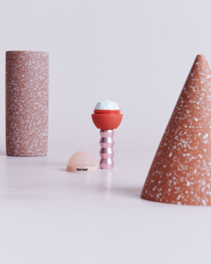 Magic Wand Transforming Foundation
